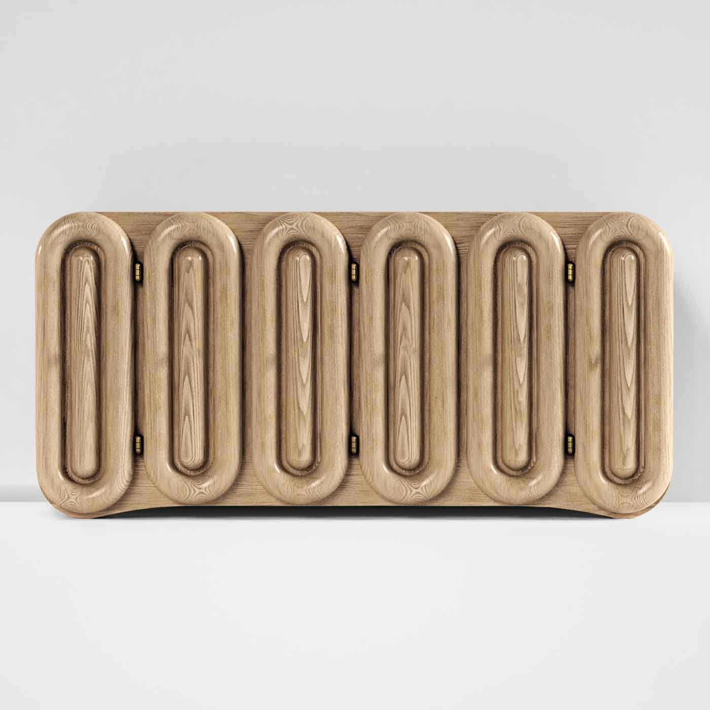 Nº177 Grand Cupboard